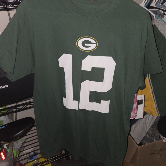 NFL Team Apparel Green Shirt - Picture 1 of 3
